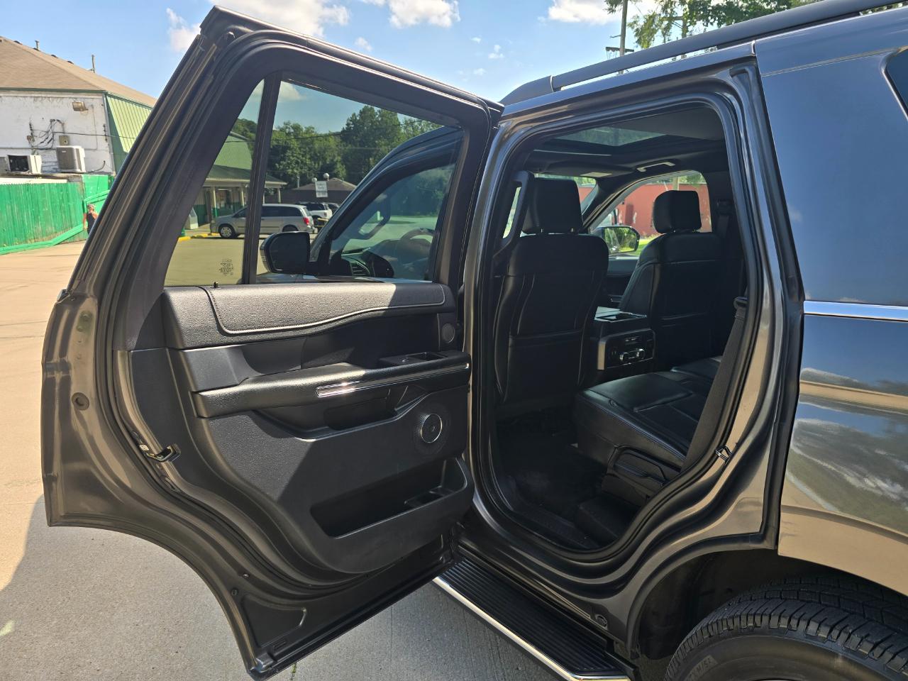 Ford Expedition XLT 4WD 2019