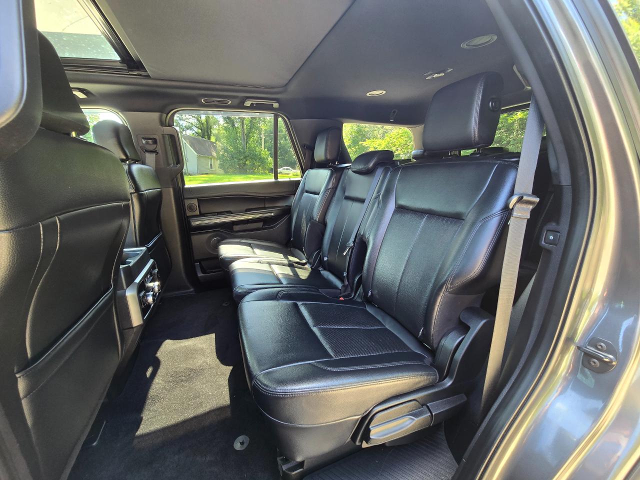 Ford Expedition XLT 4WD 2019