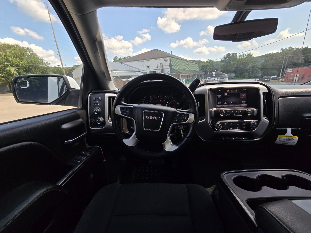 GMC Sierra 2500HD SLE Crew Cab 4WD 2015