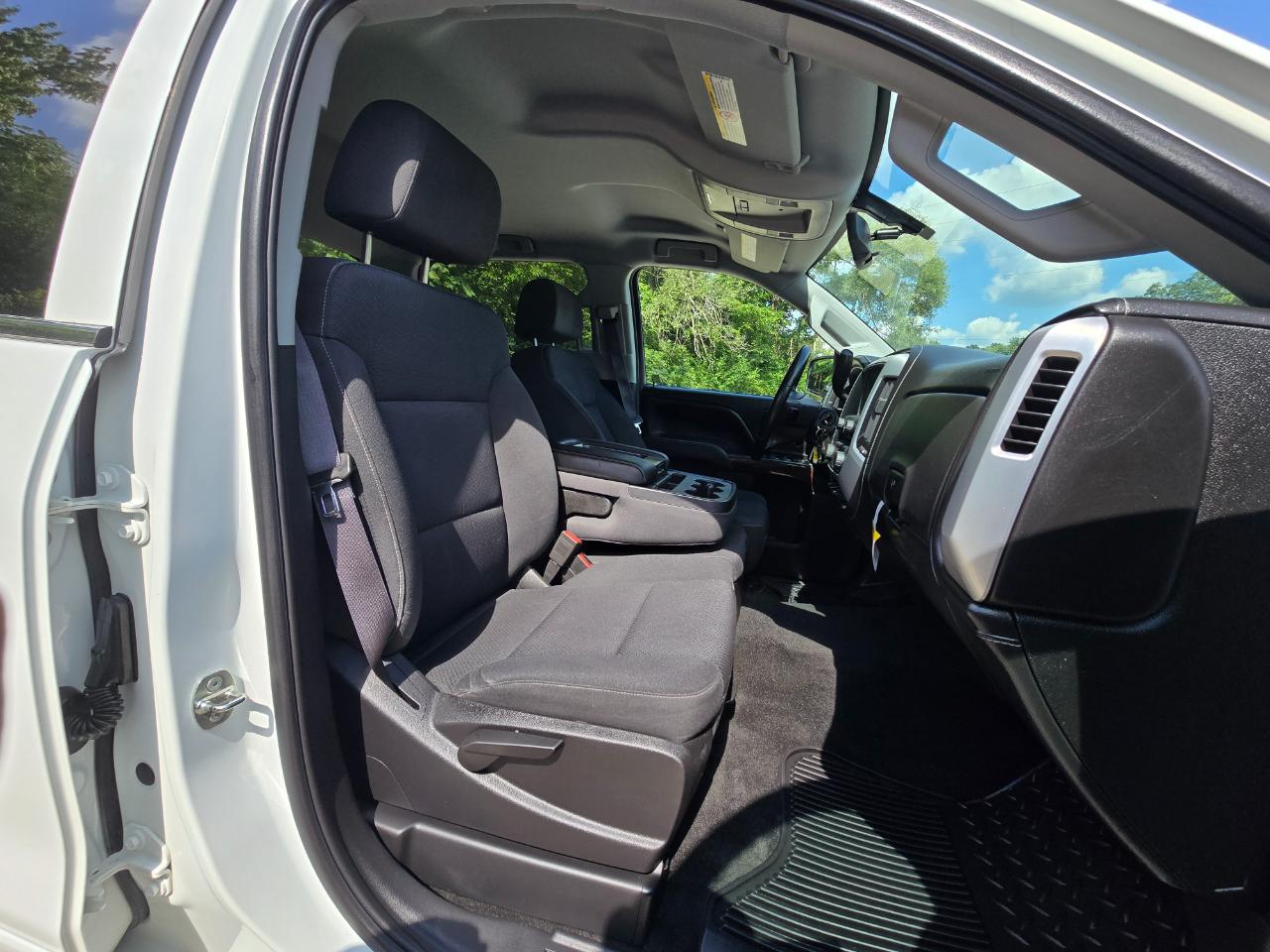 GMC Sierra 2500HD SLE Crew Cab 4WD 2015