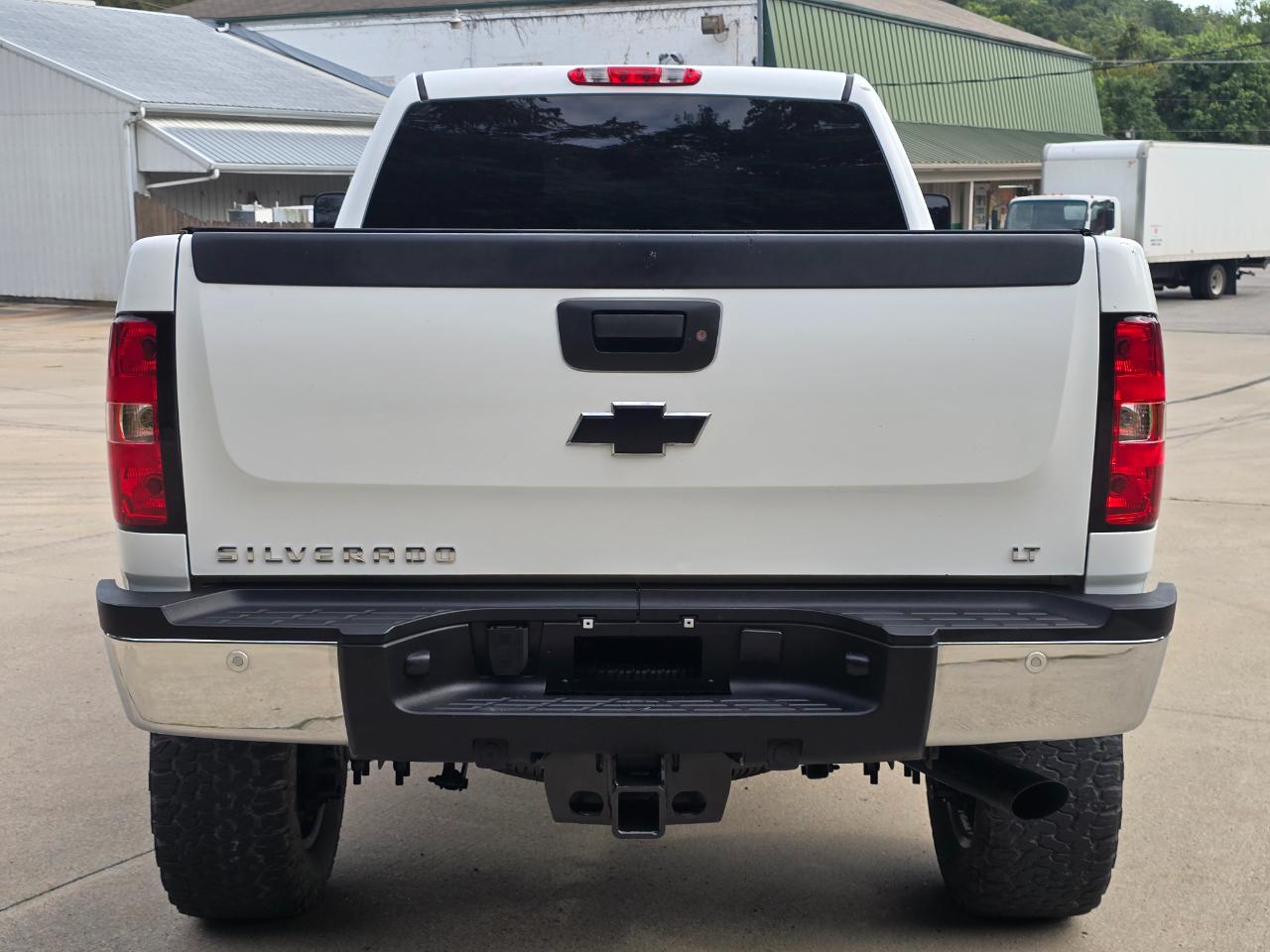Chevrolet Silverado photo 6