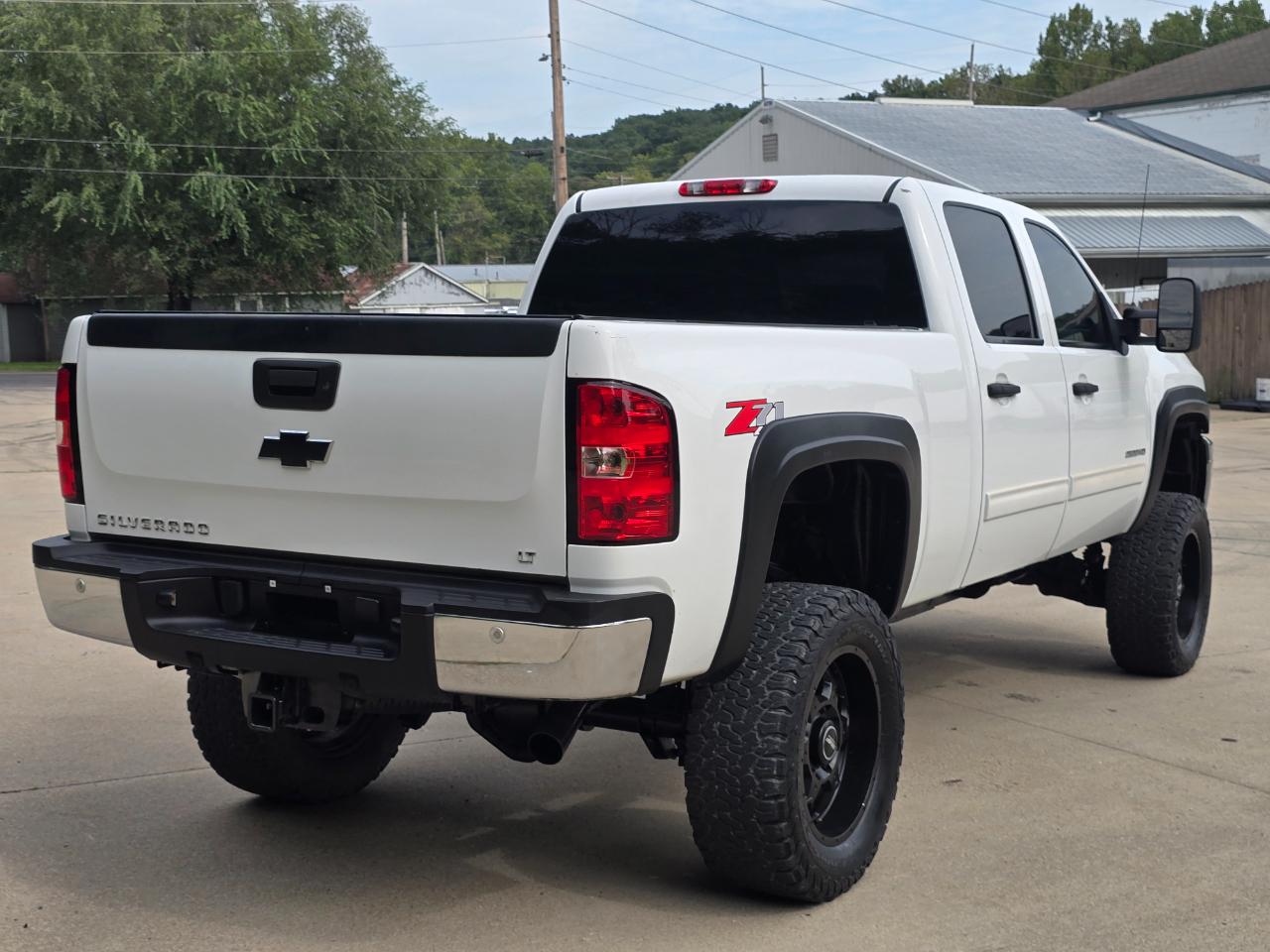 Chevrolet Silverado photo 7