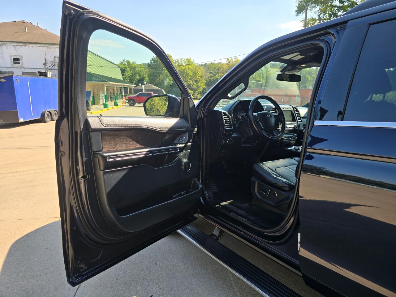 Ford Expedition MAX Limited 4WD 2021