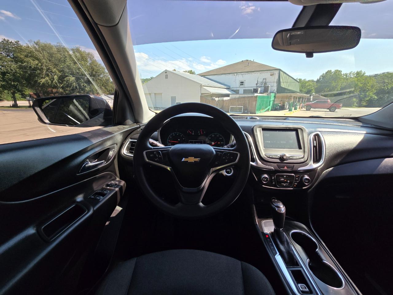 Chevrolet Equinox photo 11