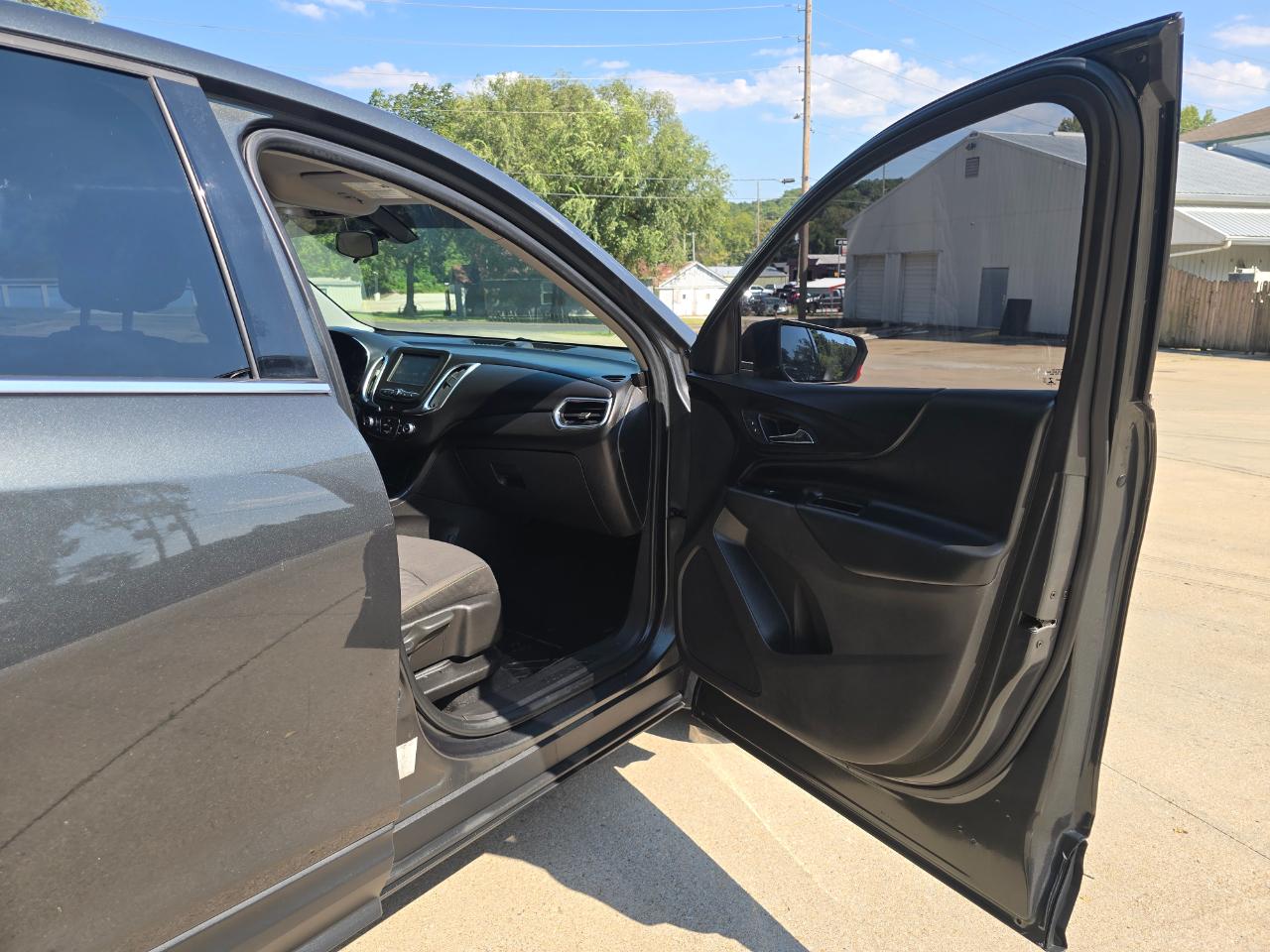 Chevrolet Equinox photo 18