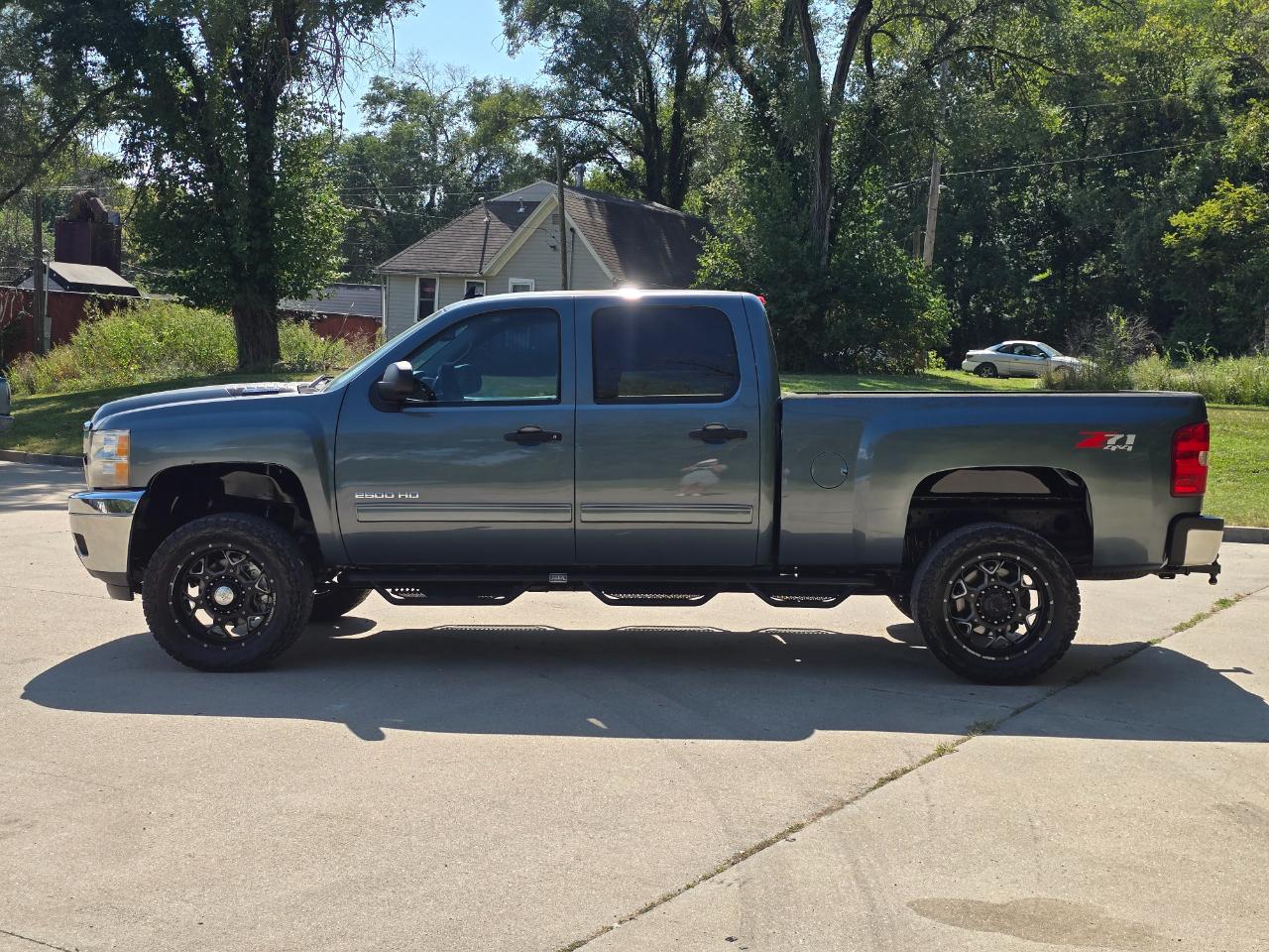 Chevrolet Silverado photo 4