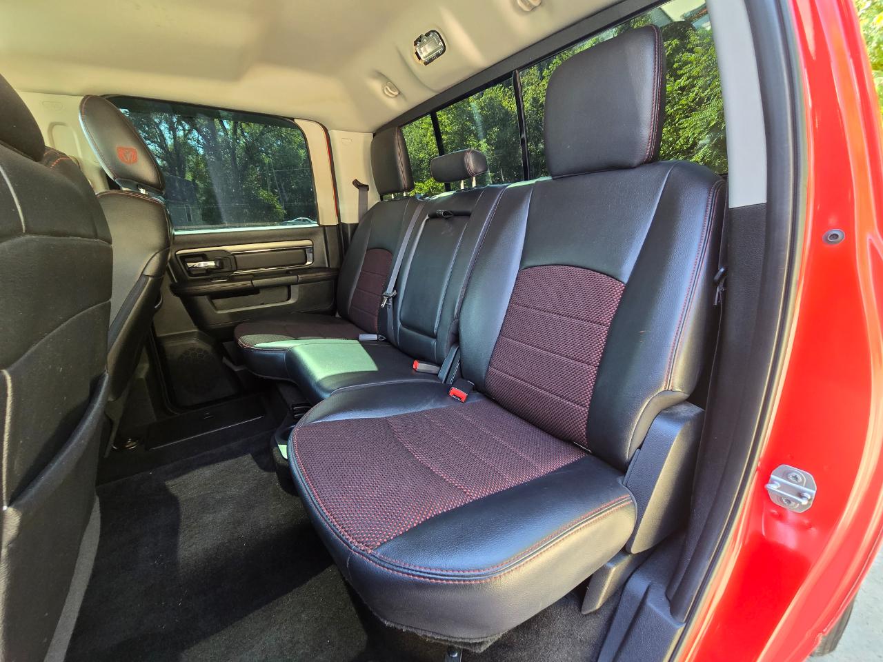RAM 1500 Sport Crew Cab SWB 4WD 2016