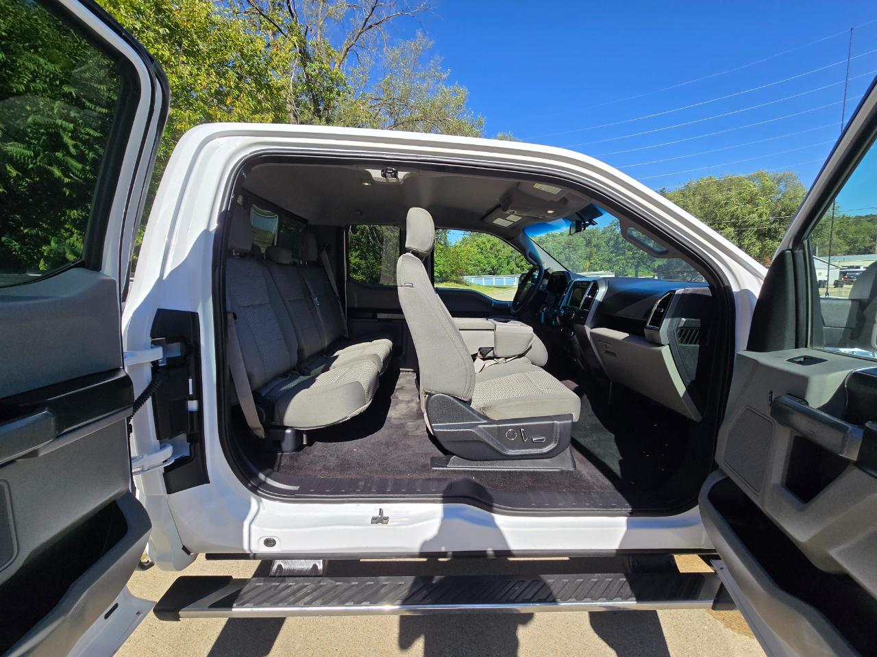 Ford F-150 XLT SuperCab 6.5-ft. Bed 4WD 2016