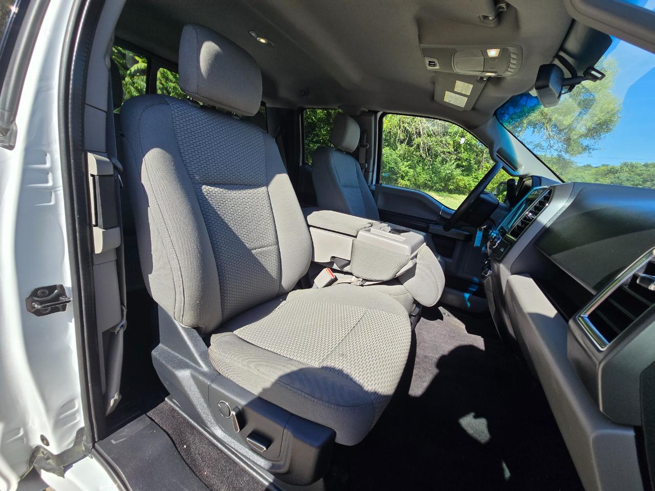 Ford F-150 XLT SuperCab 6.5-ft. Bed 4WD 2016