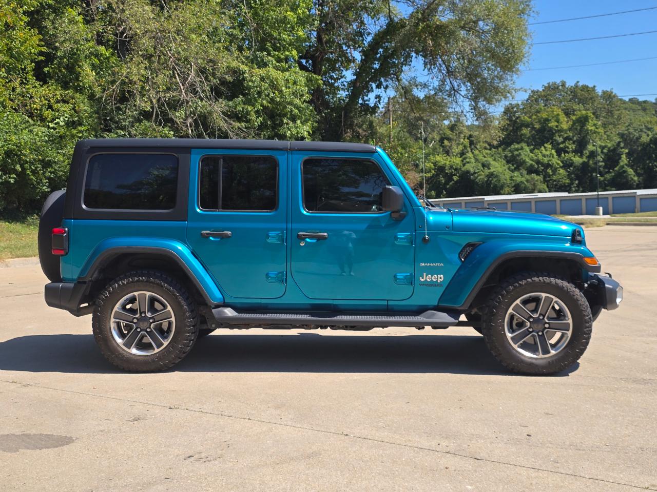 Jeep Wrangler Unlimited Sahara 2019