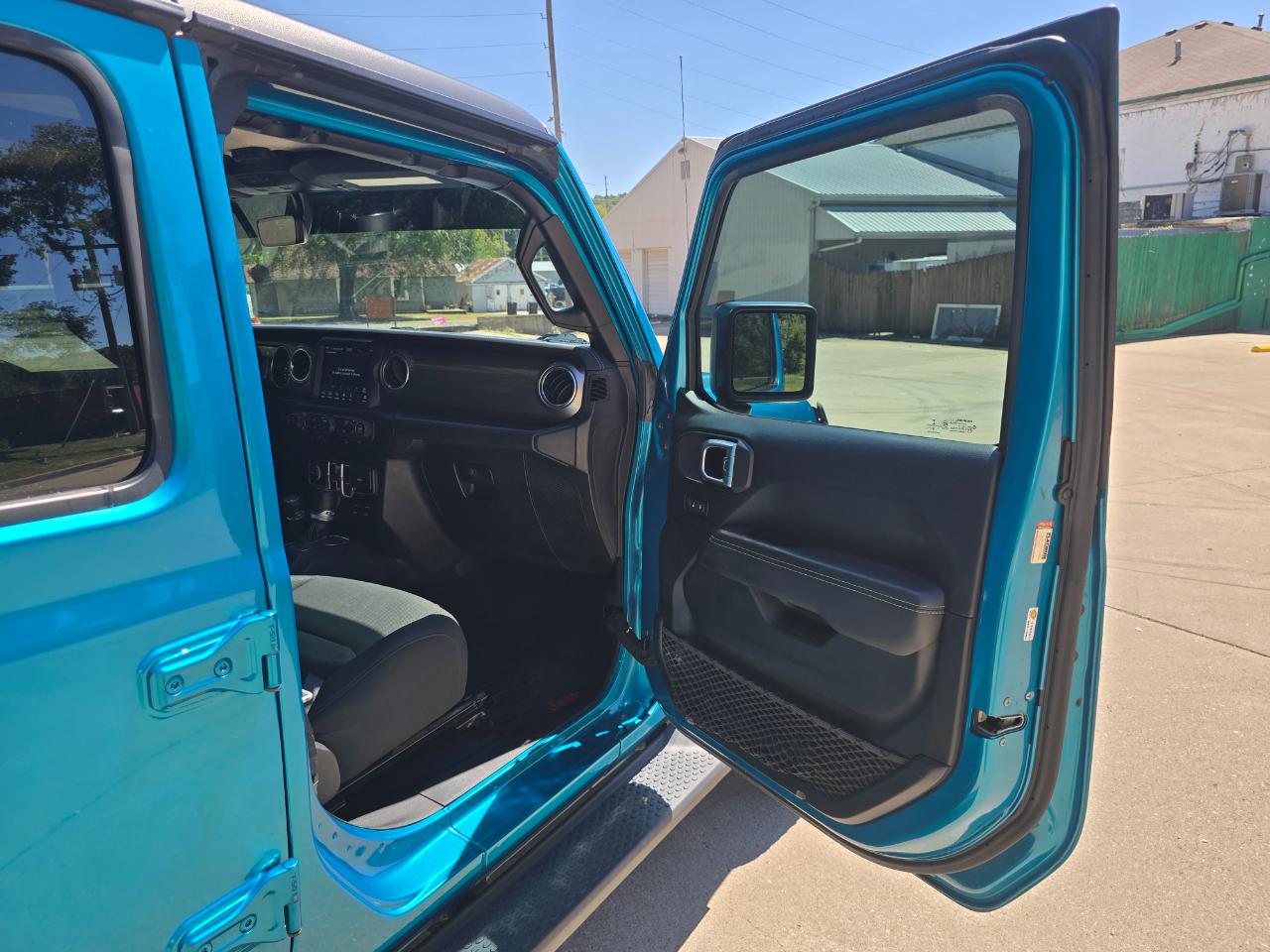 Jeep Wrangler Unlimited Sahara 2019