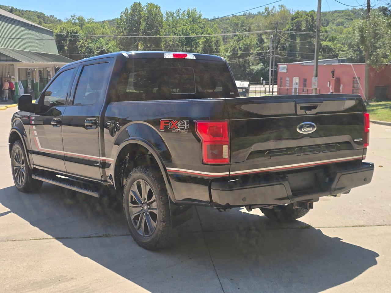 Ford F-150 Lariat SuperCrew 5.5-ft. Bed 4WD 2018