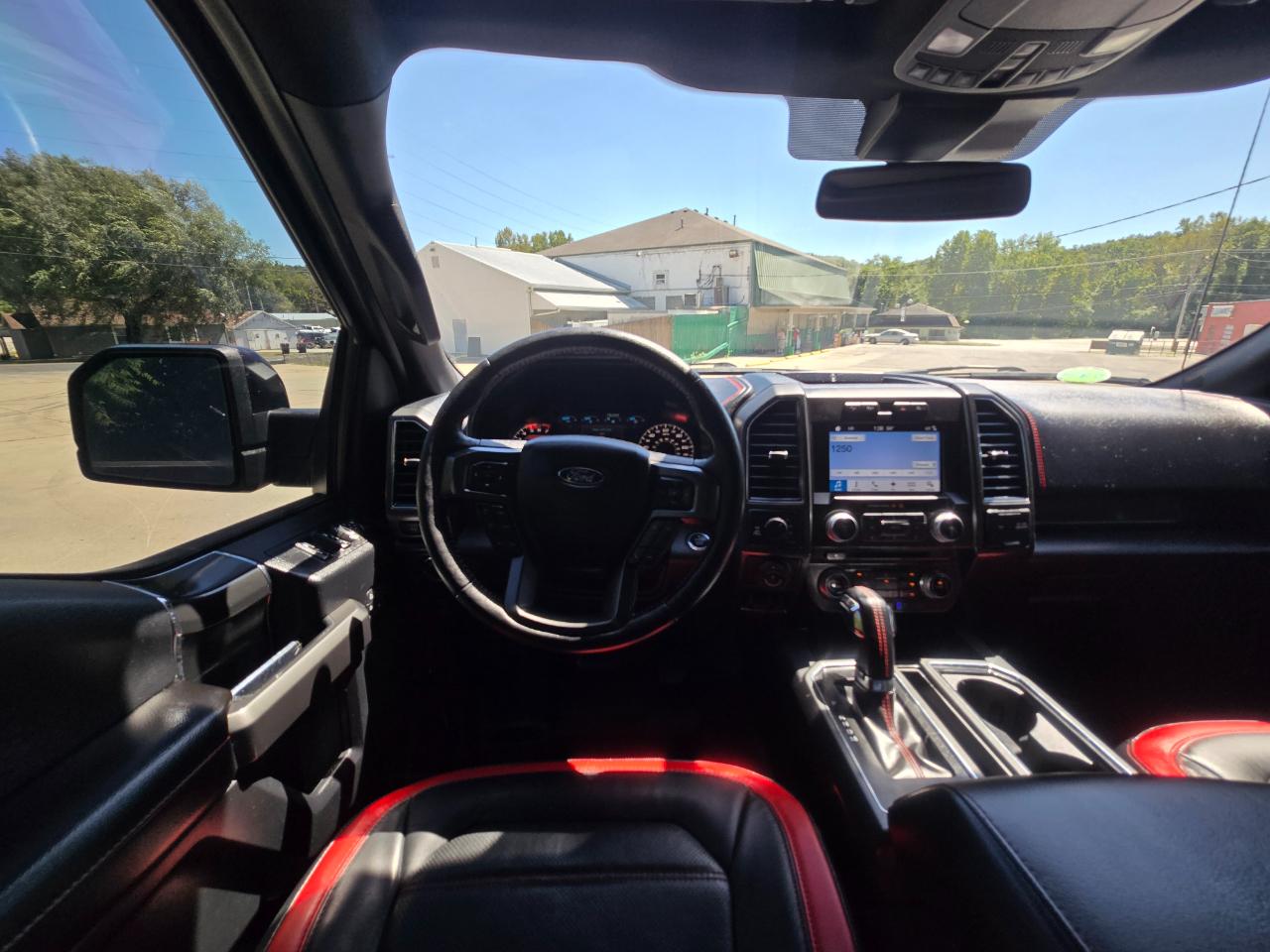 Ford F-150 Lariat SuperCrew 5.5-ft. Bed 4WD 2018