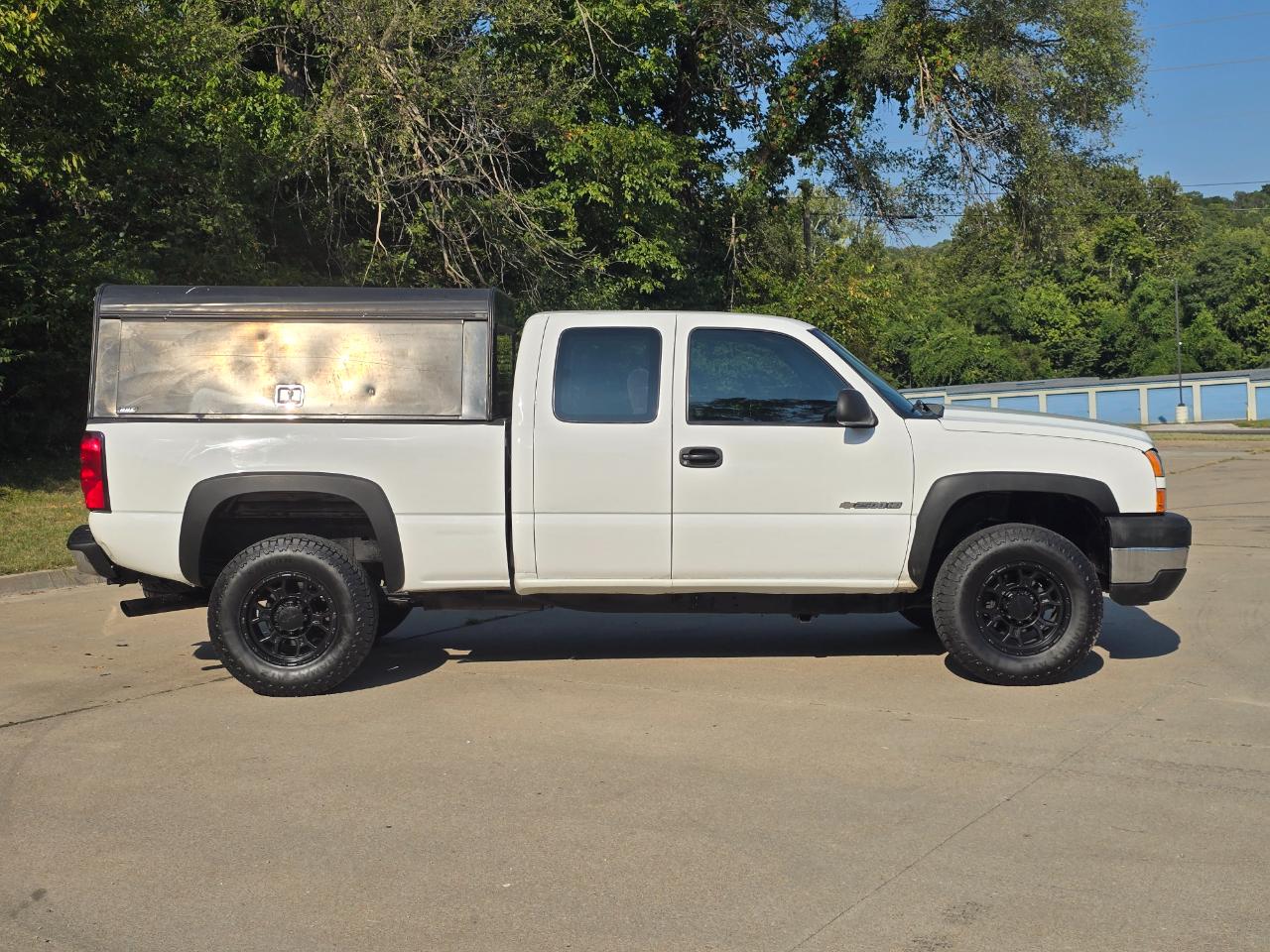 Chevrolet Silverado 2500HD Work Truck Ext. Cab Long Bed 4WD 2006