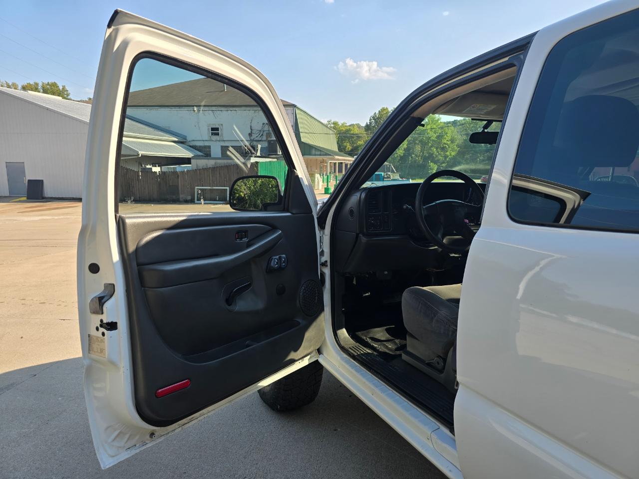 Chevrolet Silverado 2500HD Work Truck Ext. Cab Long Bed 4WD 2006