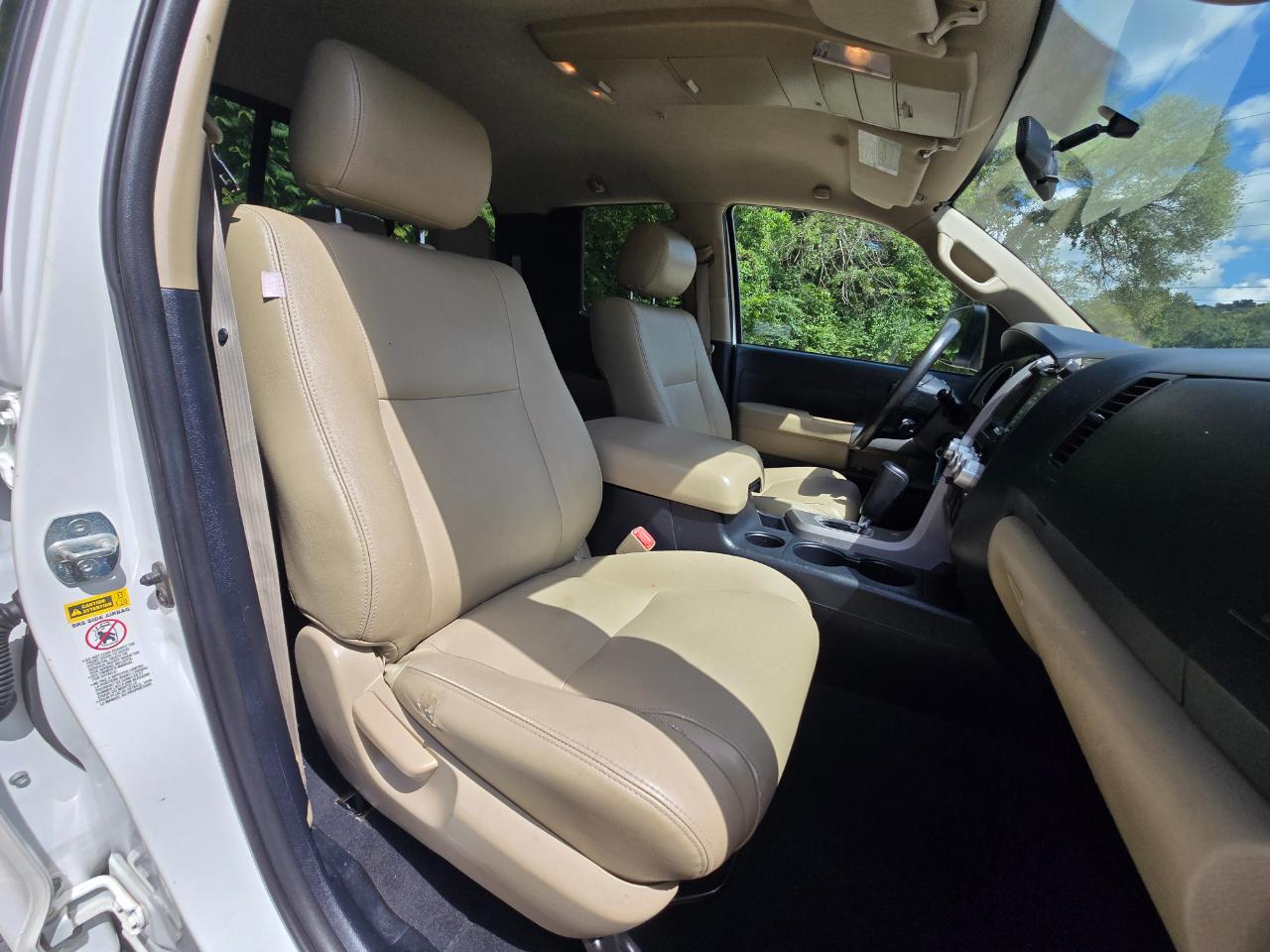 Toyota Tundra photo 20