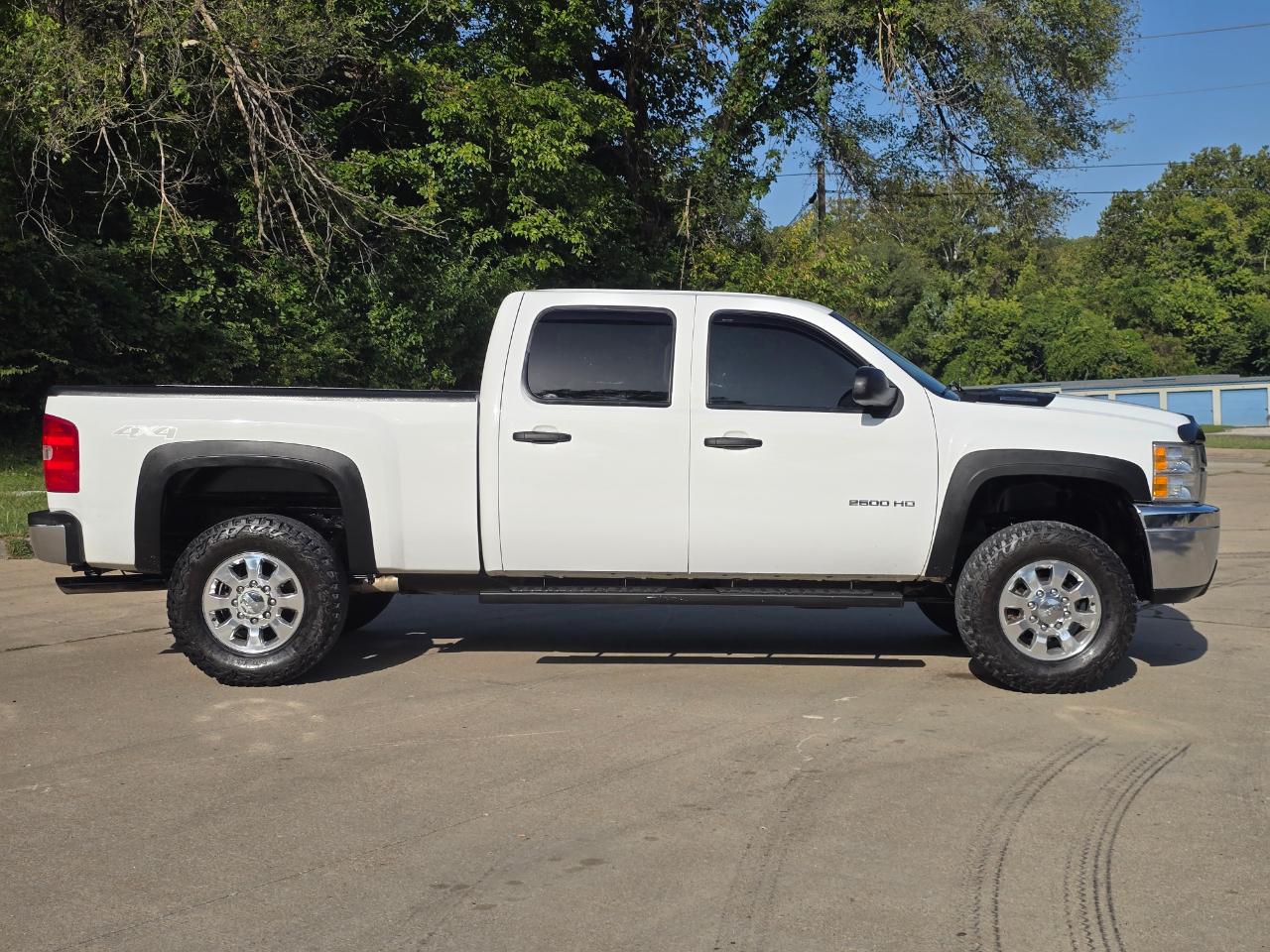 Chevrolet Silverado 2500HD LT Crew Cab 4WD 2013