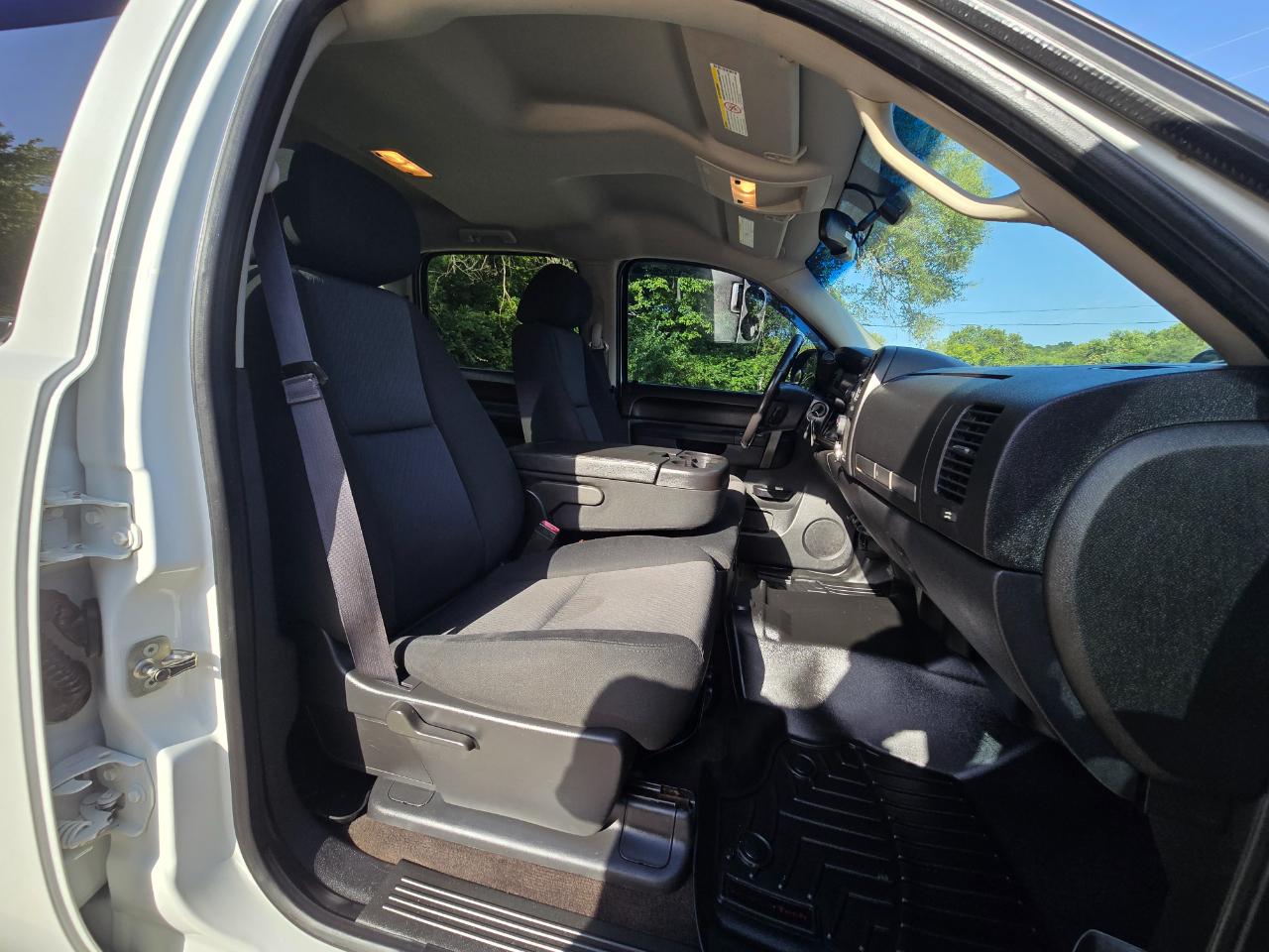 Chevrolet Silverado 2500HD LT Crew Cab 4WD 2013