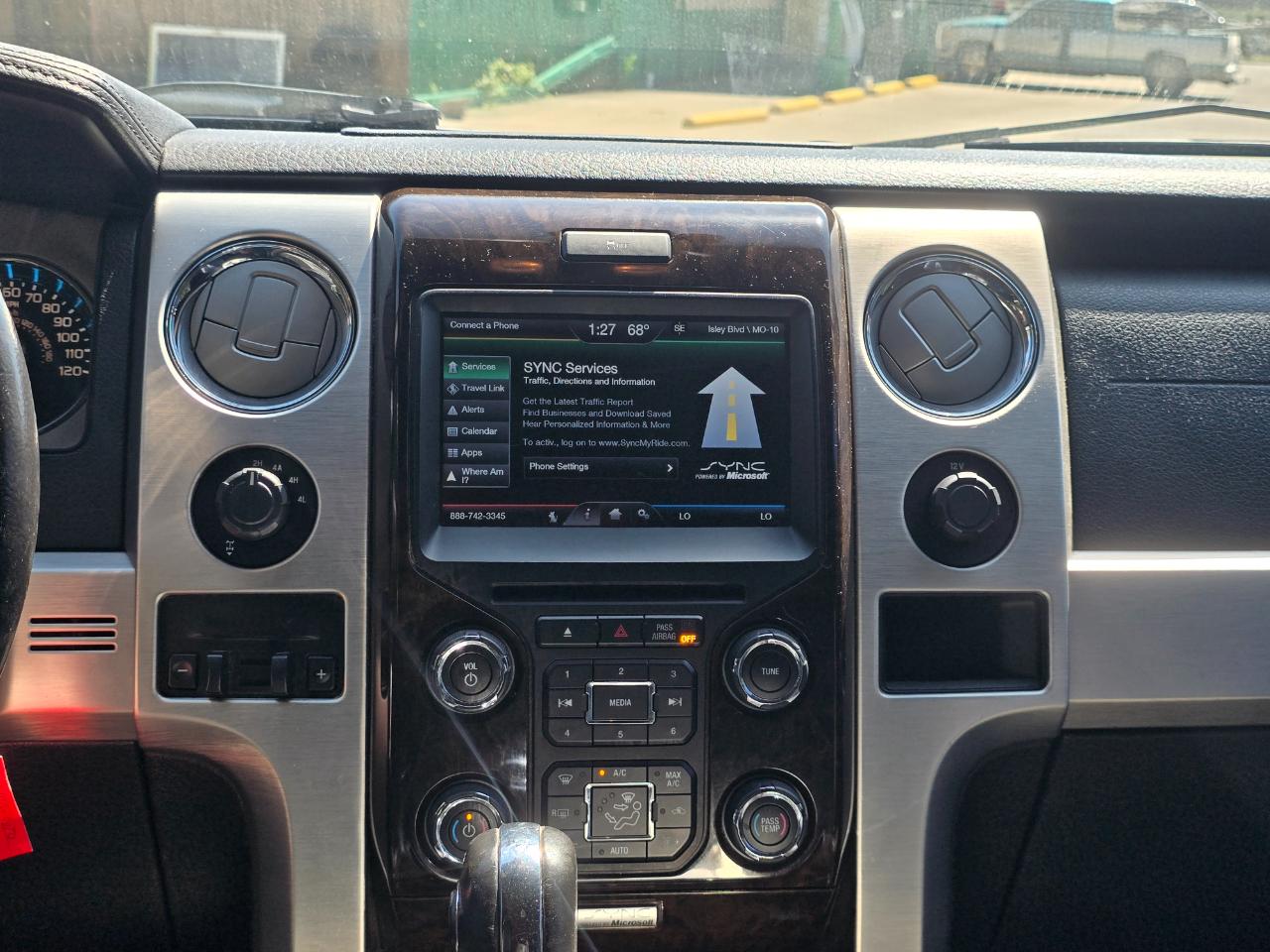 Ford F-150 Platinum SuperCrew 6.5-ft. Bed 4WD 2014