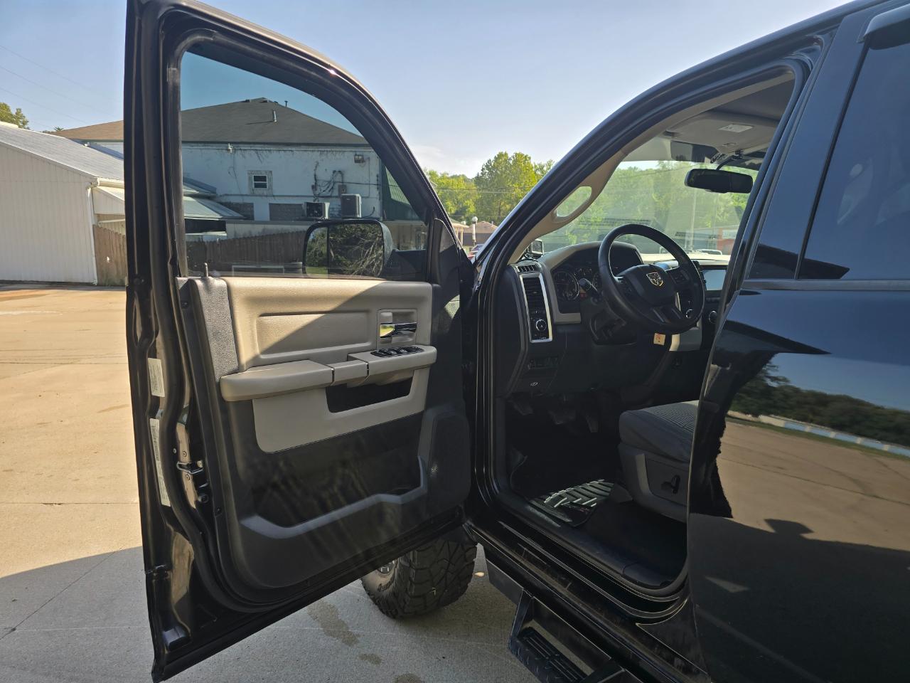 RAM 2500 Big Horn Mega Cab 4WD 2012