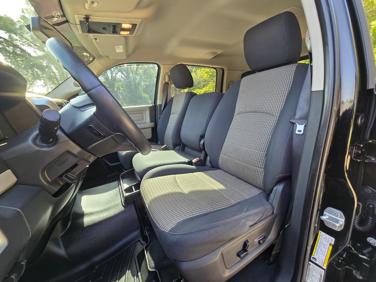 RAM 2500 Big Horn Mega Cab 4WD 2012