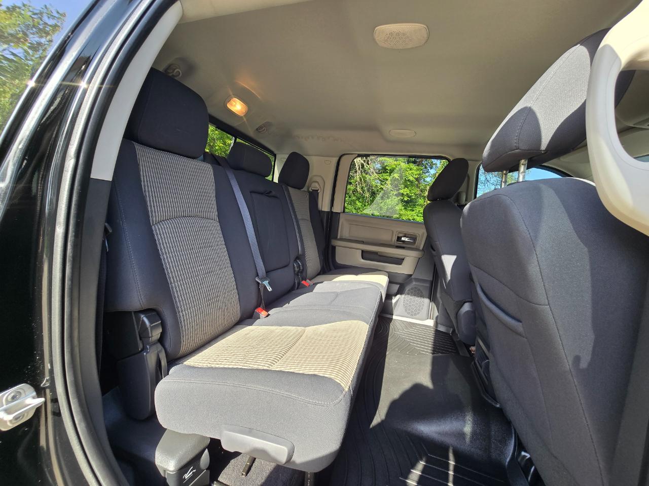 RAM 2500 Big Horn Mega Cab 4WD 2012