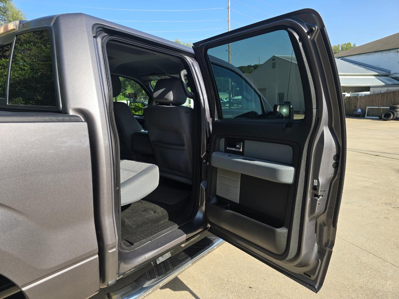 Ford F-150 XLT SuperCrew 6.5-ft. Bed 4WD 2012