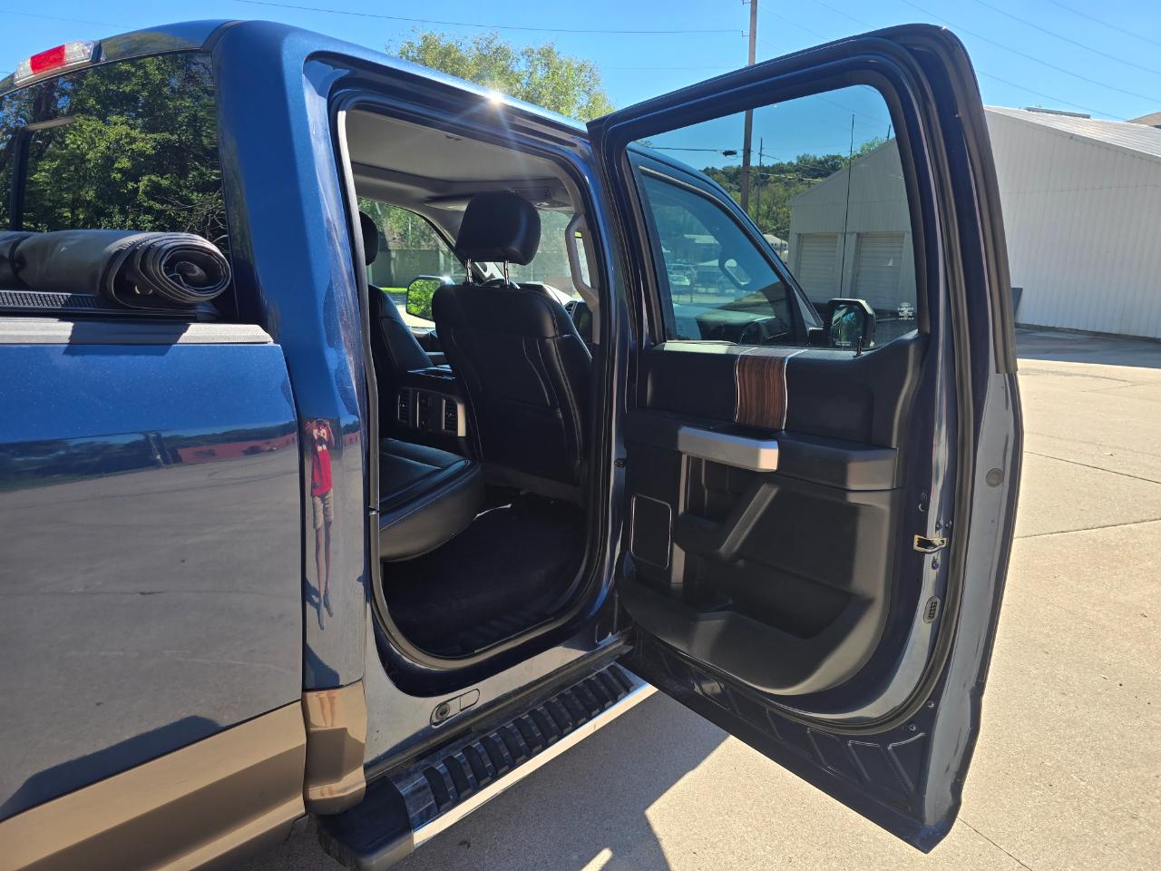 Ford F-150 photo 16