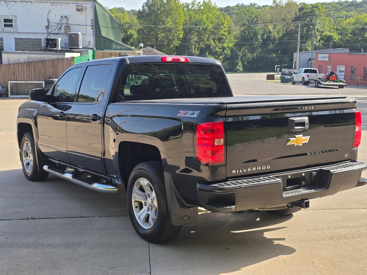 Chevrolet Silverado 1500 LT Z71 Crew Cab 4WD 2016