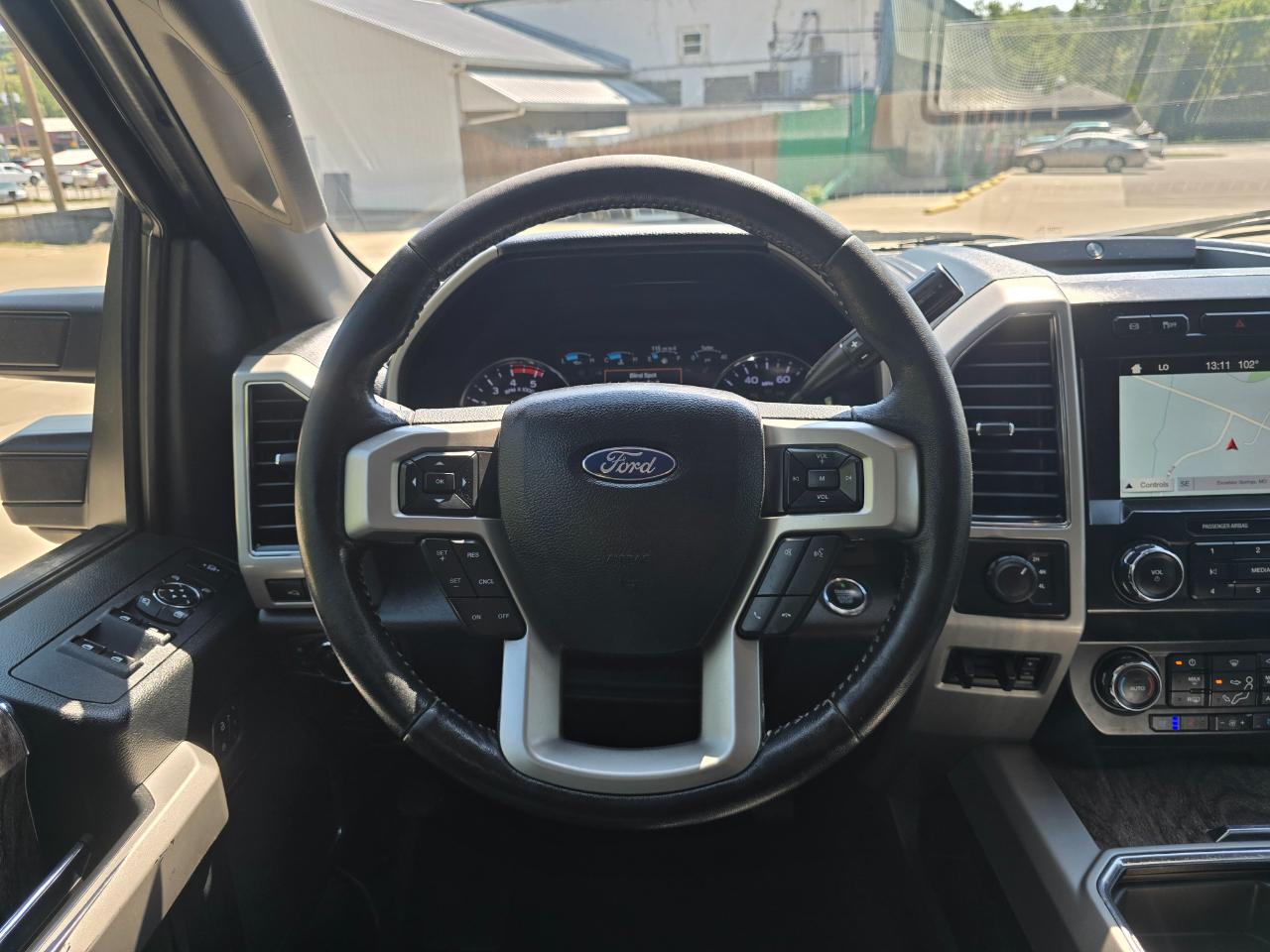 Ford F-450 SD Lariat Crew Cab DRW 4WD 2019