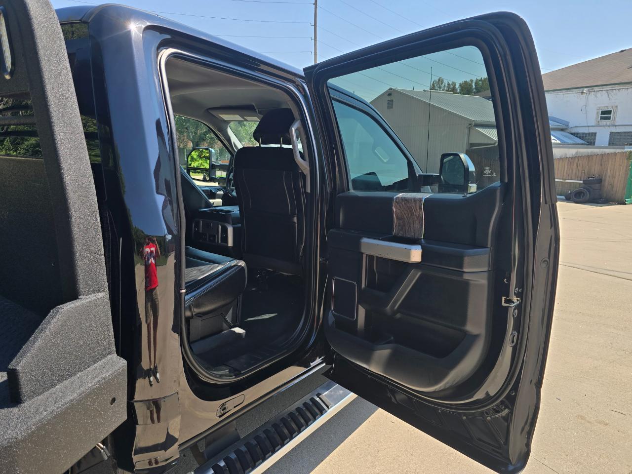 Ford F-450 SD Lariat Crew Cab DRW 4WD 2019