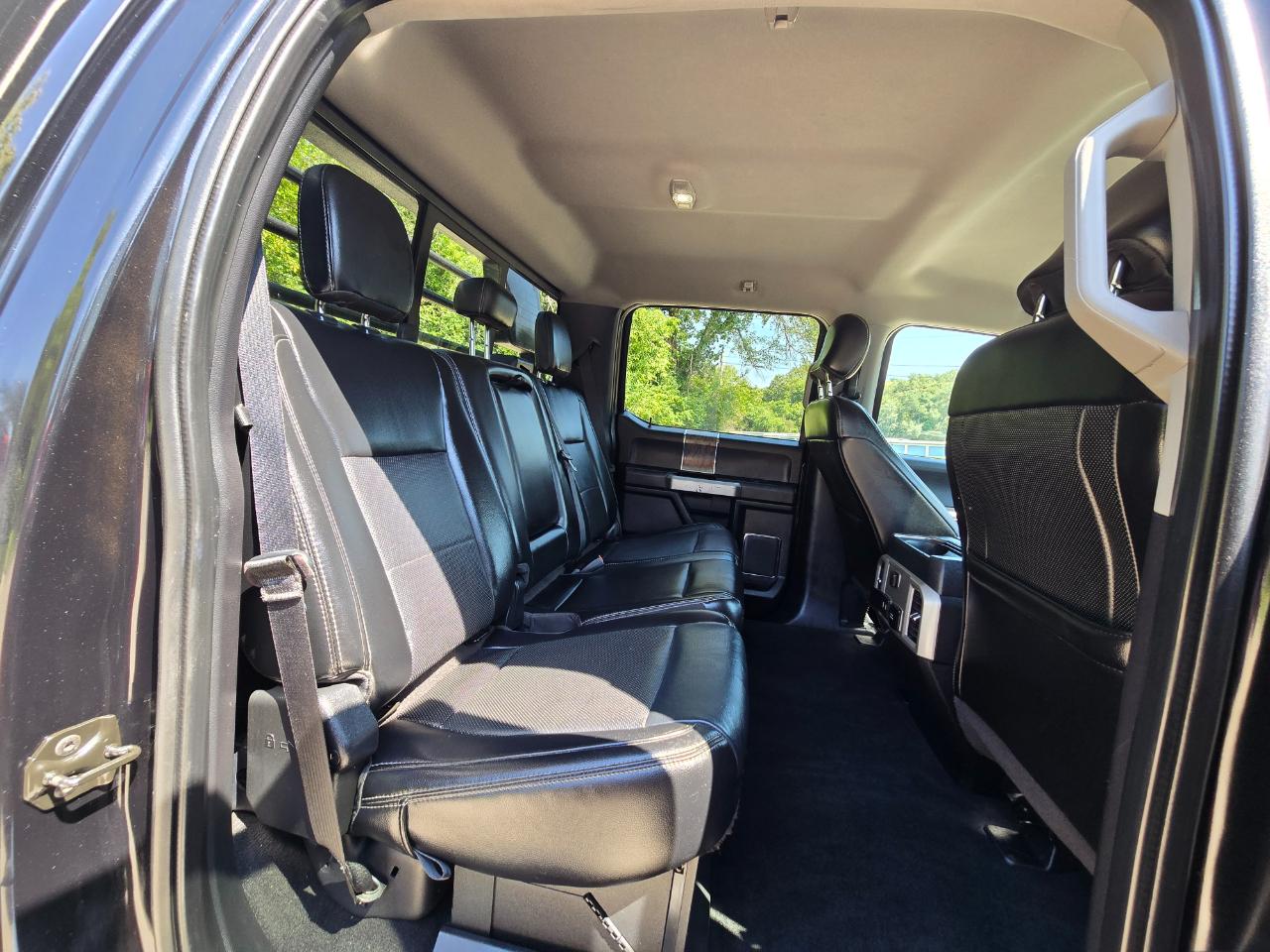 Ford F-450 SD Lariat Crew Cab DRW 4WD 2019