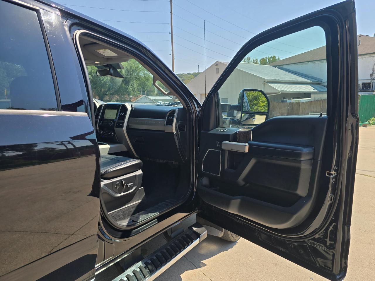 Ford F-450 SD Lariat Crew Cab DRW 4WD 2019