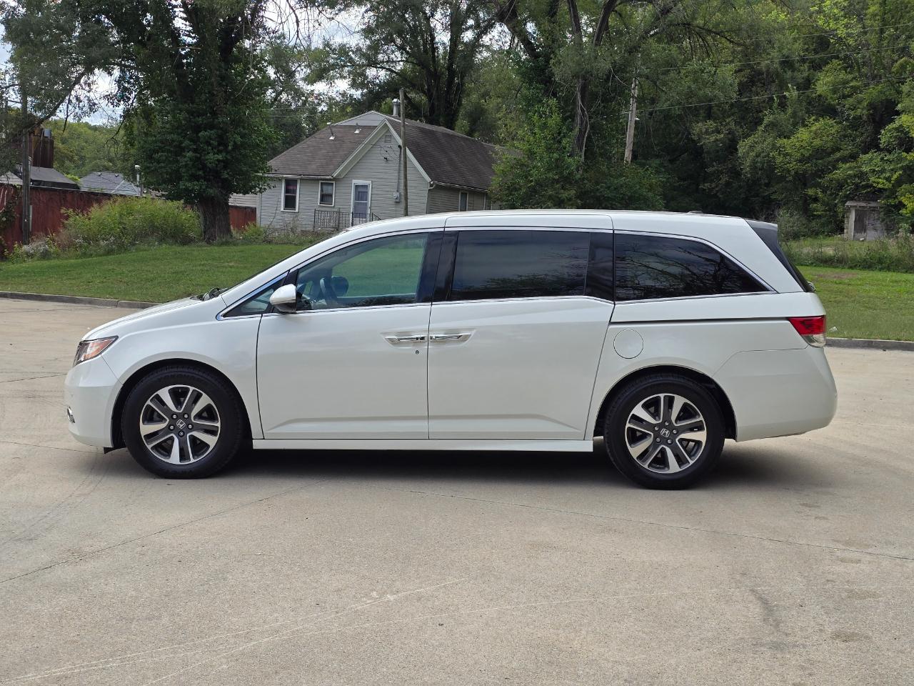 Honda Odyssey Touring 2016