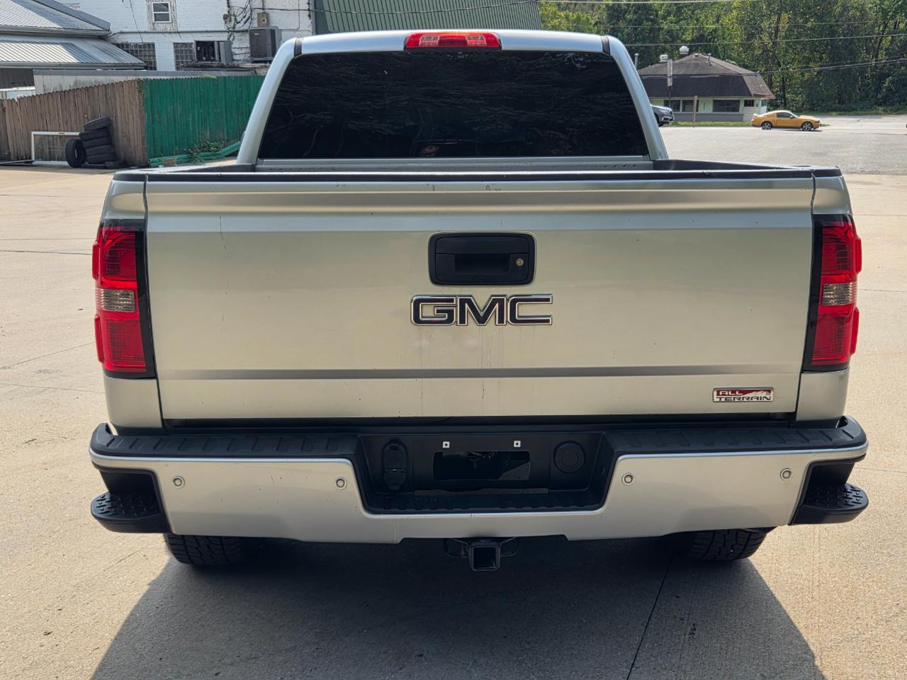 GMC Sierra 1500 SLE Crew Cab 4WD 2014