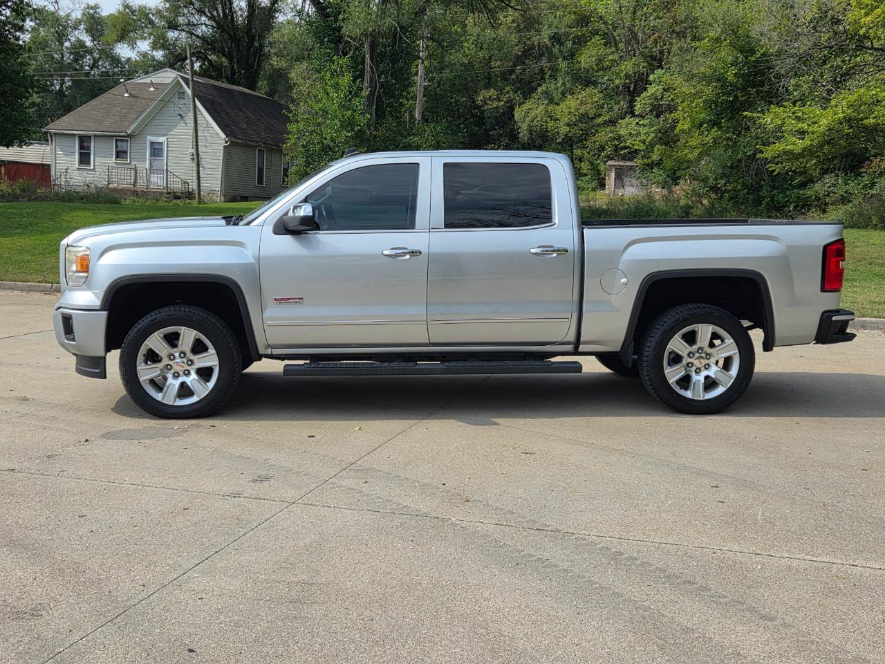 GMC Sierra 1500 SLE Crew Cab 4WD 2014