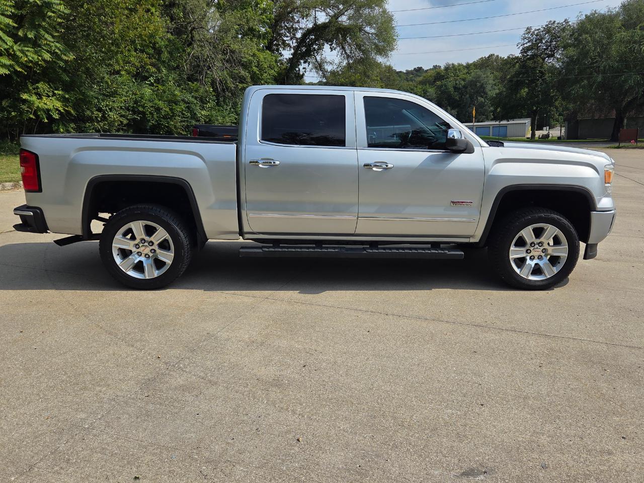 GMC Sierra 1500 SLE Crew Cab 4WD 2014