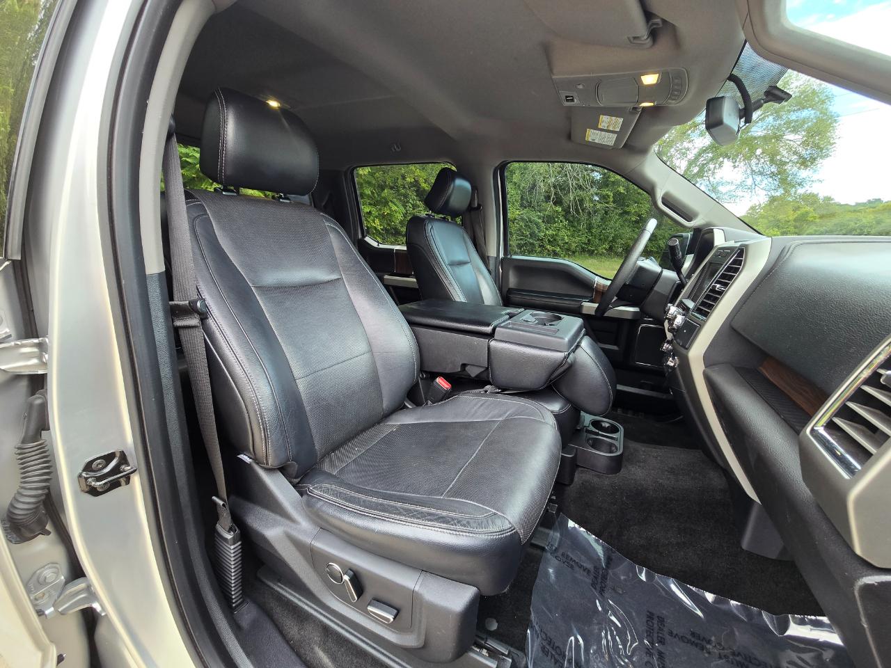 Ford F-150 Lariat SuperCrew 5.5-ft. Bed 4WD 2015