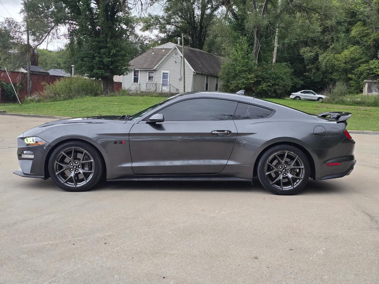 Ford Mustang EcoBoost Coupe 2020