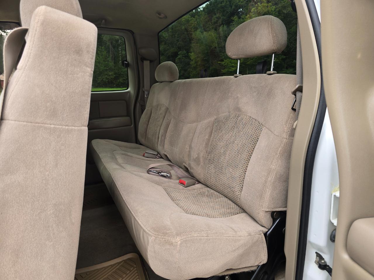 Chevrolet Silverado photo 16