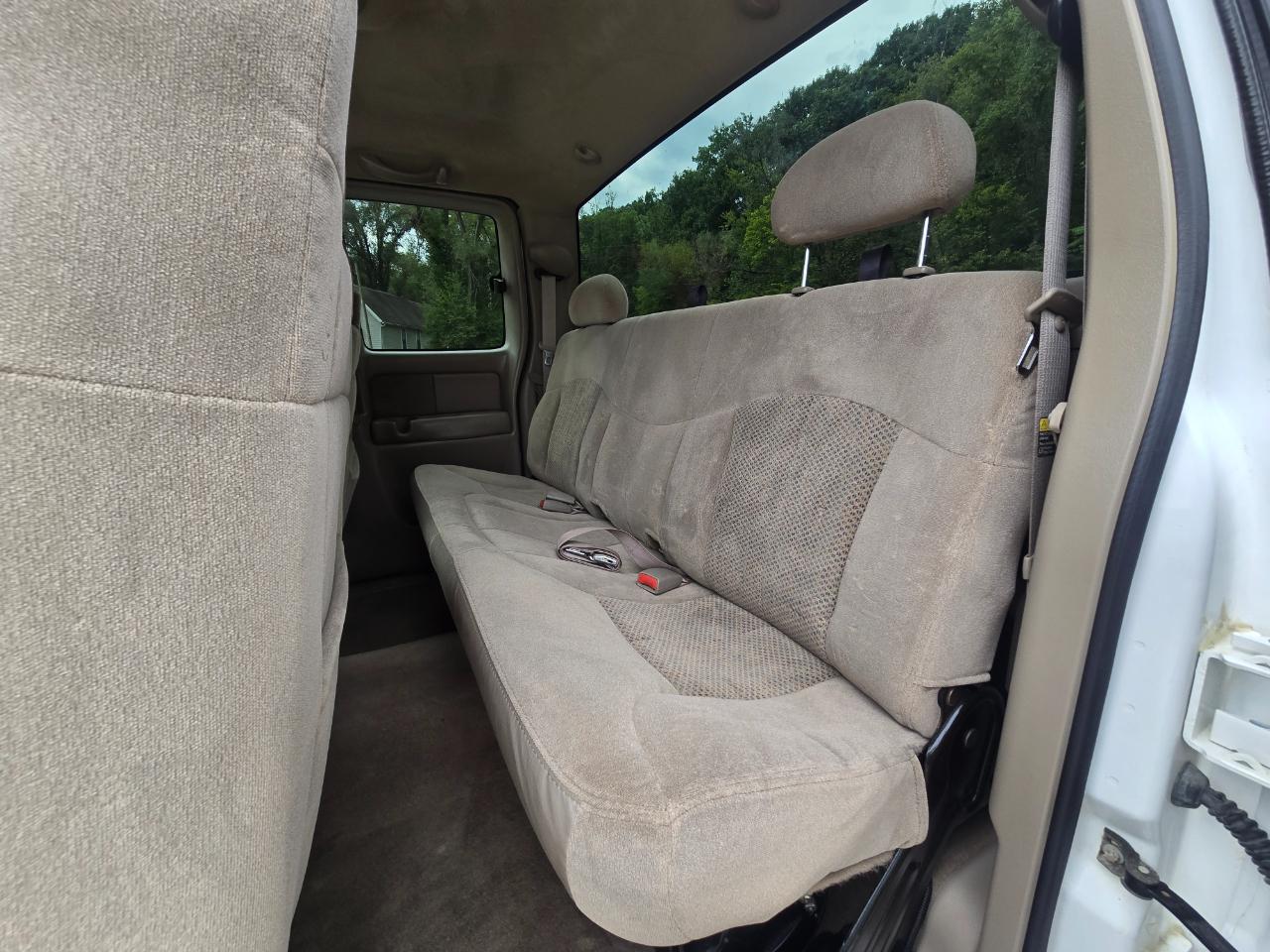 Chevrolet Silverado photo 19