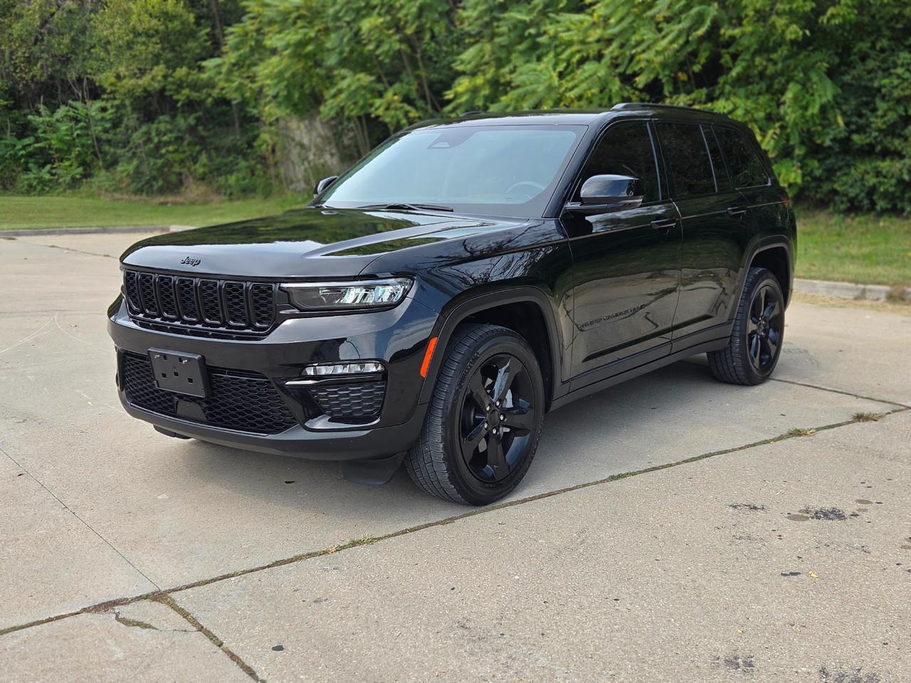Jeep Grand Cherokee Limited 4WD 2023