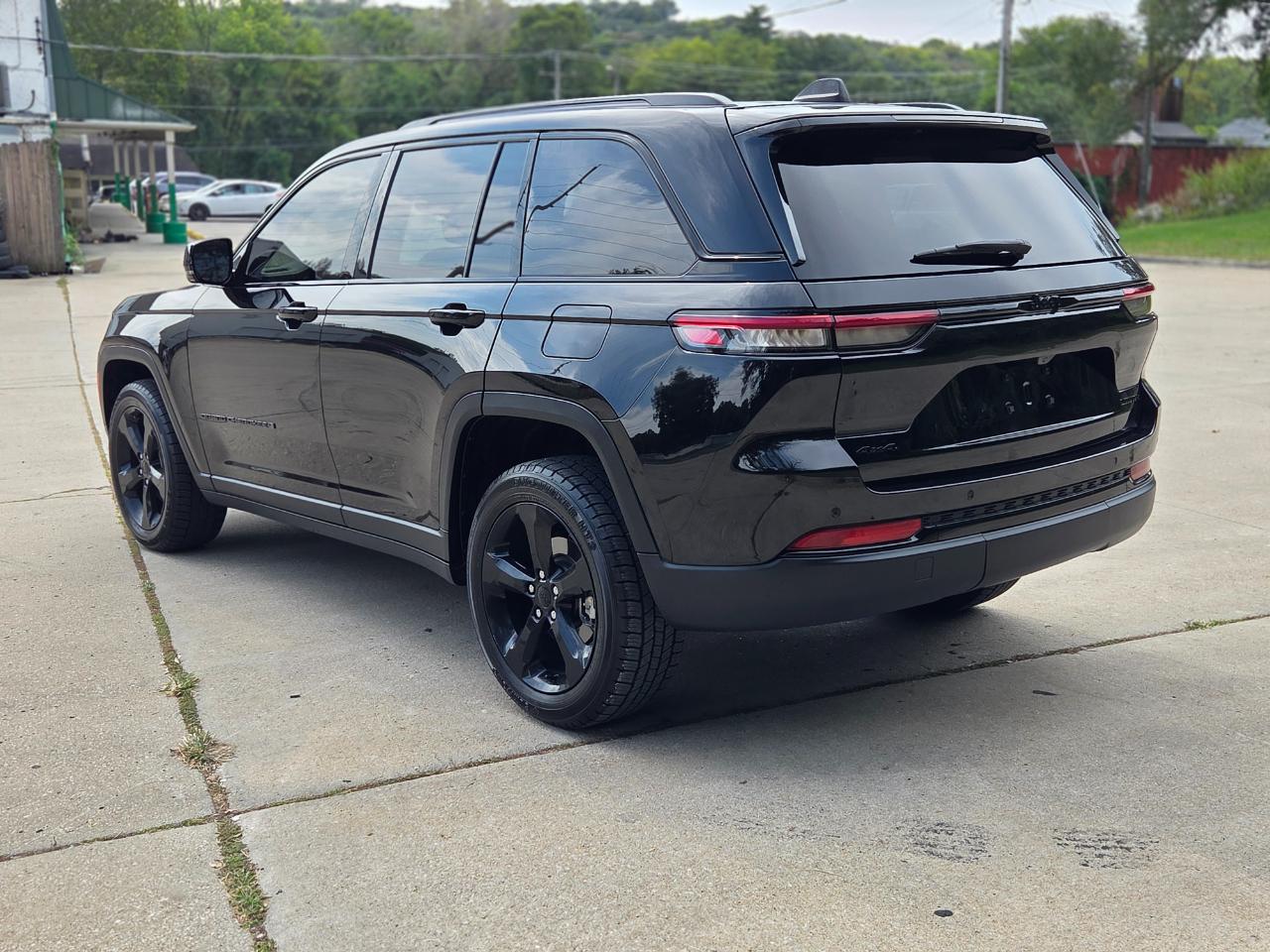 Jeep Grand Cherokee Limited 4WD 2023