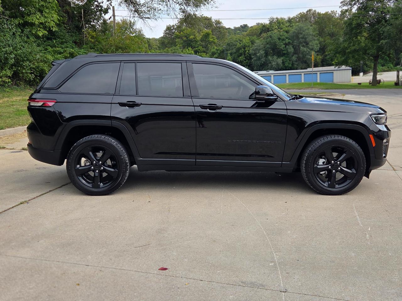 Jeep Grand Cherokee Limited 4WD 2023