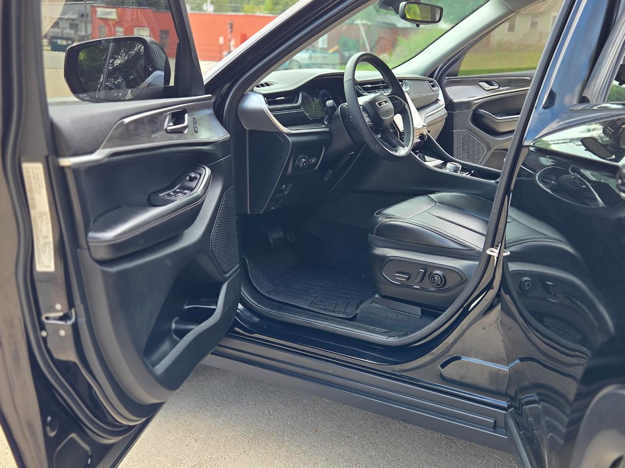 Jeep Grand Cherokee Limited 4WD 2023