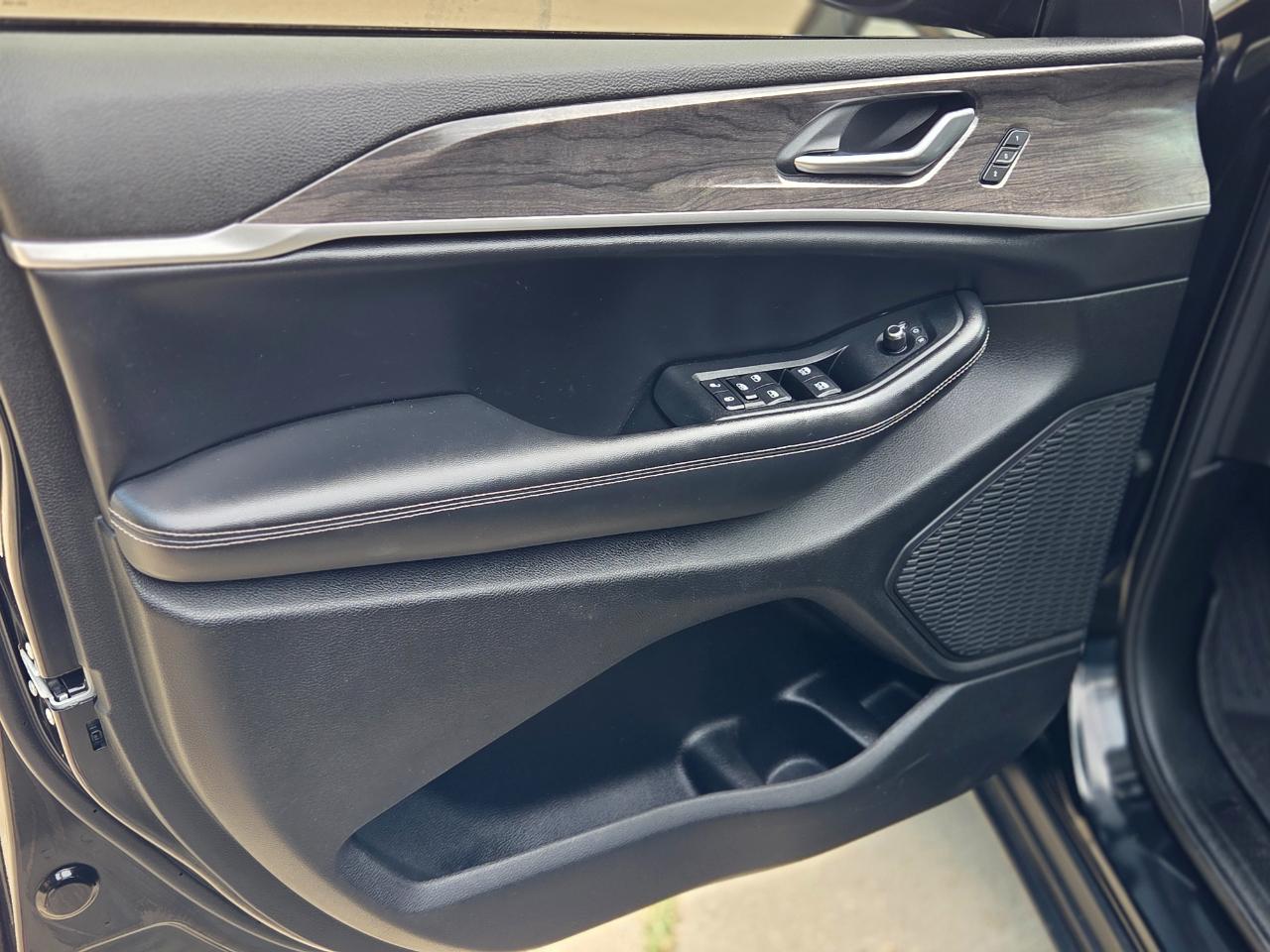 Jeep Grand Cherokee Limited 4WD 2023