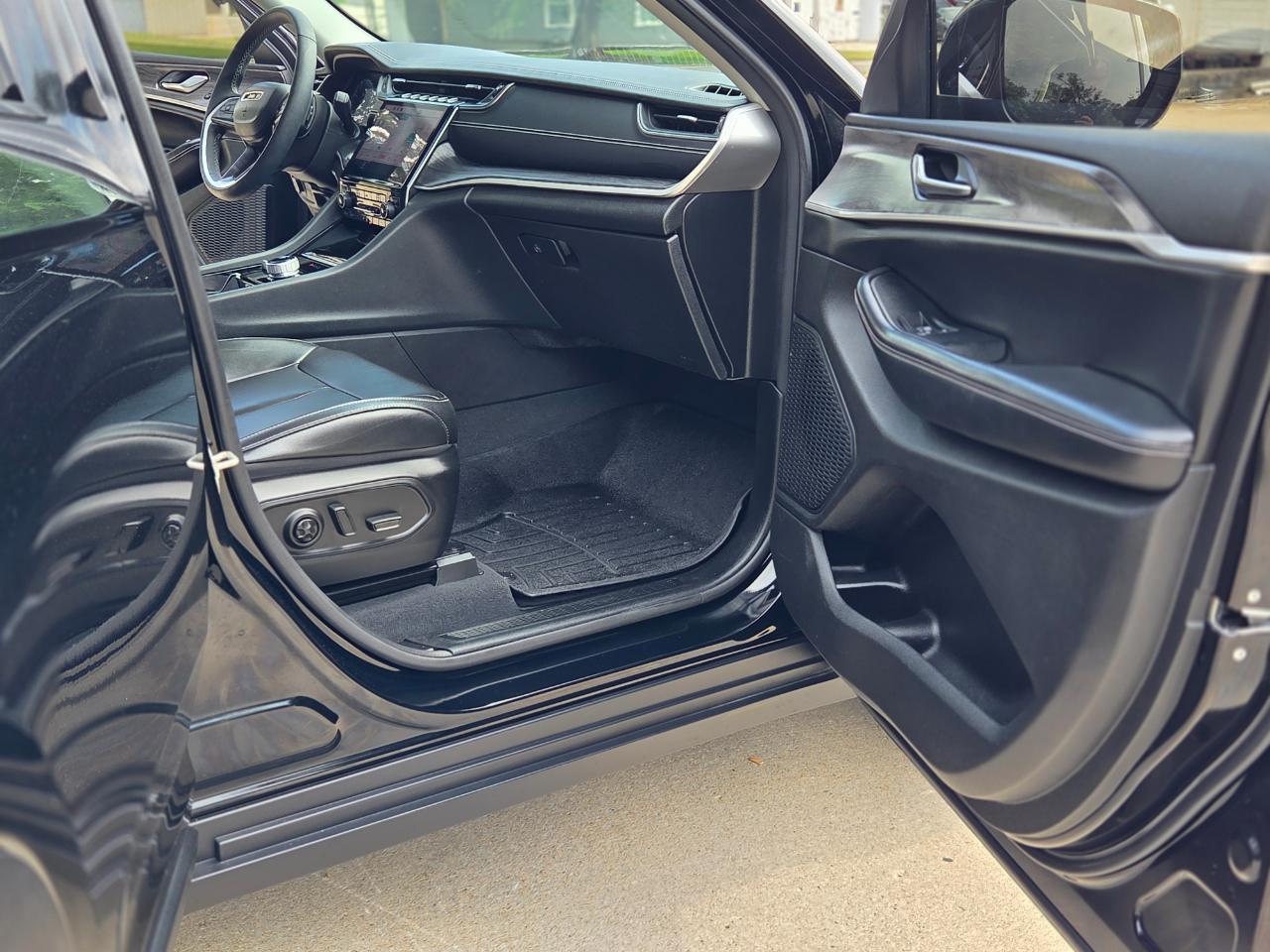 Jeep Grand Cherokee Limited 4WD 2023
