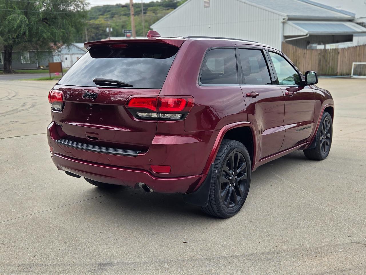 Jeep Grand Cherokee Laredo Altitude 4x4 2017