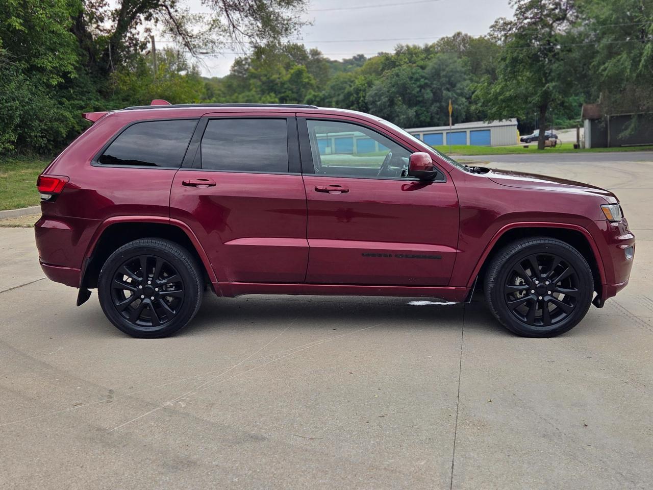 Jeep Grand Cherokee Laredo Altitude 4x4 2017