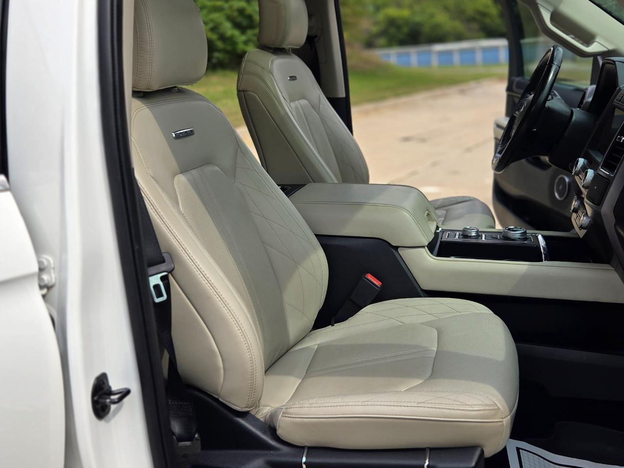 Ford Expedition Platinum 4WD 2020